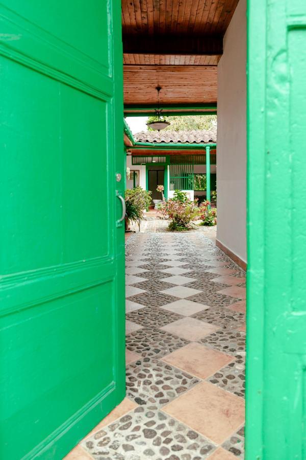 Luzart Jardín Exterior foto