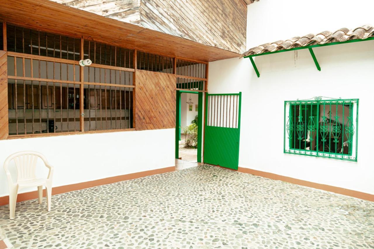 Luzart Jardín Exterior foto